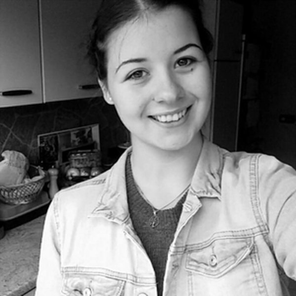 Annika - Biologielehrerin - Hammersbach