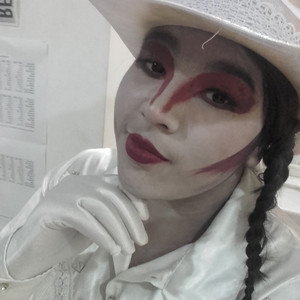 Ana - Professor de teatro - Jaguariúna