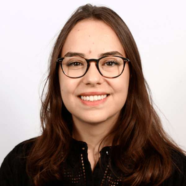 Emna - Prof de maths - Villeneuve-d'Ascq