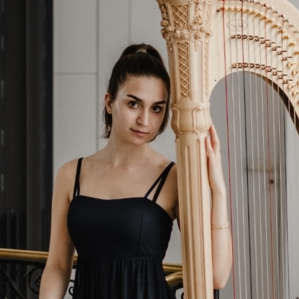 Luna - Prof d'harpe - Lausanne