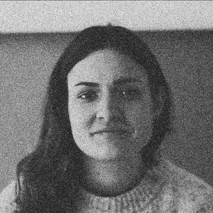 Mihaela - Art and design tutor - London