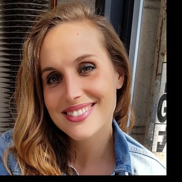 Lou - professeur de français scolaire - Paris 11e