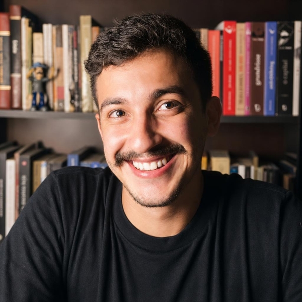 Daniel - Professor de História (Ensino Superior) - Centro