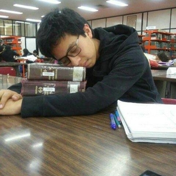 Oliver - Profesor de biología - CDMX