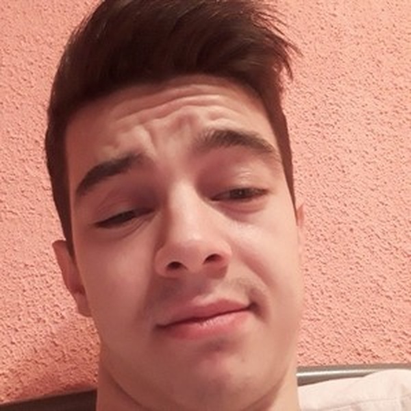 Julien - Prof de maths - Charleroi