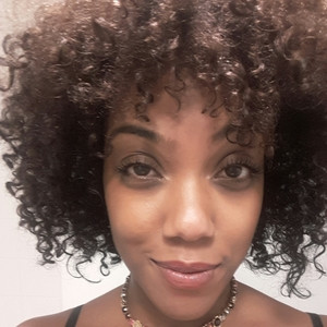 Roxanne - Jewelry design tutor - London