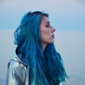 Alma - Prof de danse - Court-St.-Étienne