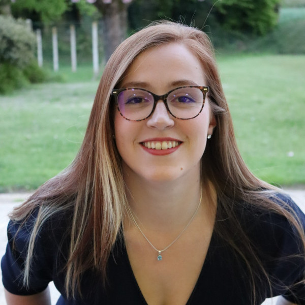 Pauline - Prof d'aide aux devoirs - Bovelles