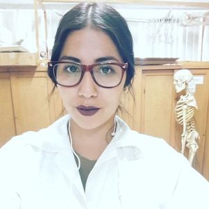 Carolina - Profesor de biología - La Paz