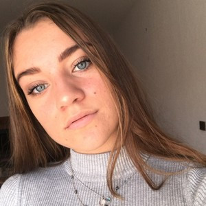 Emma - Sortie d'école & baby-sitting - Villeneuve-Loubet