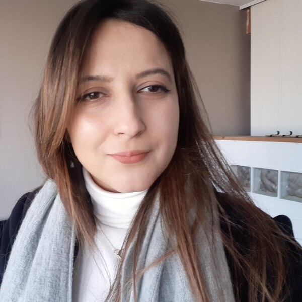 Kathia - professeur de mathématiques - Bourg-la-Reine