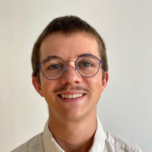 Hugo - professeur de mathématiques - Marseille