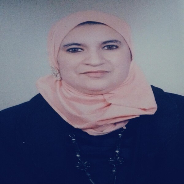 Mona - Prof d'arabe - Casamaccioli