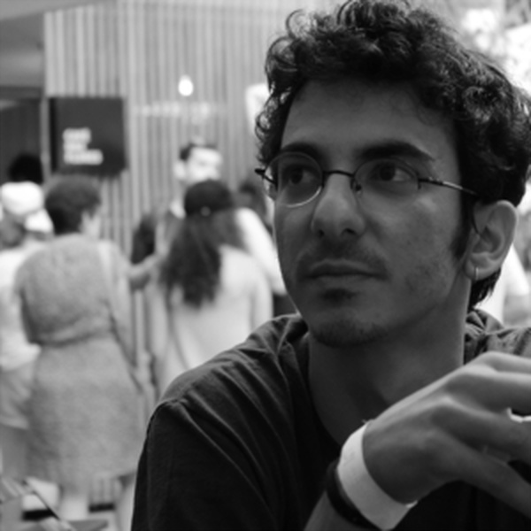 Thyago - Professor de História (Ensino Superior) - Centro