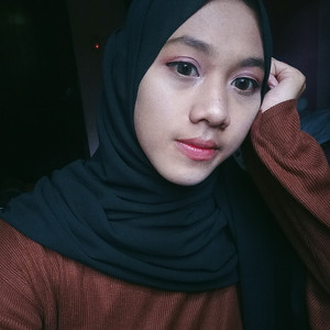 Suchi - Guru make up - Yogyakarta