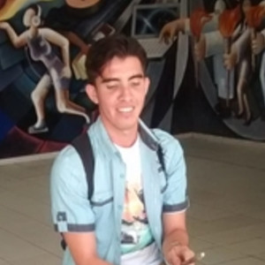 Eduardo - Profesor de álgebra - Lázaro Cárdenas