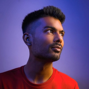 Viraj - Digital photography teacher - 