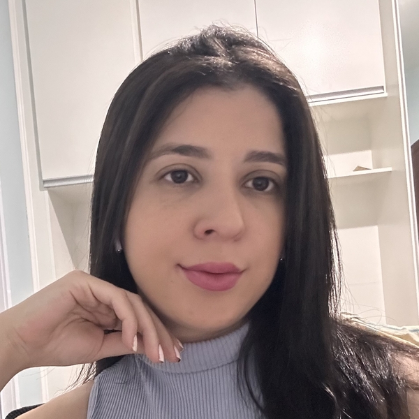 Raíssa - Professor de inglês comercial - Bela Vista (São Paulo)