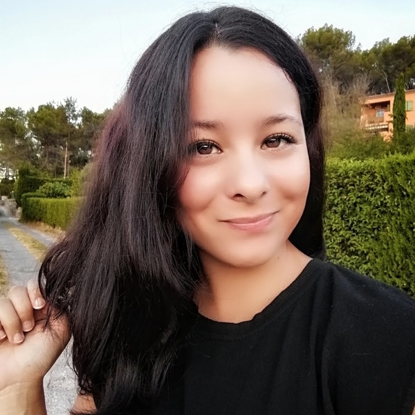 Stéphanie - Prof d'aide à la rédaction de cv - lettre de motivation - Marseille