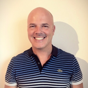 Santiago - Spanish tutor - Surfers Paradise