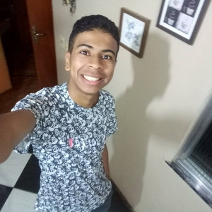 Richard - Professor de física - Três Rios