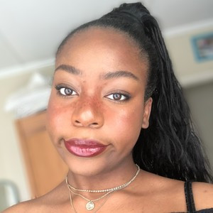 Cindy - Prof d'expression orale - anglais - Ans