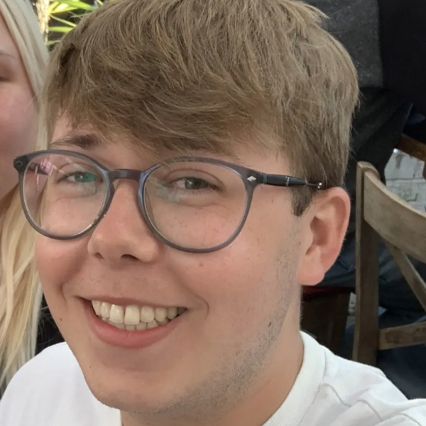 Stefan - French tutor - Portsmouth