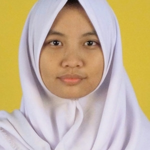 Alisya - Guru matematika - Surakarta