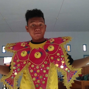Ade - Guru matematika - Jakarta