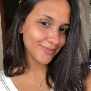 Caroline - Professor de português - Rio de Janeiro