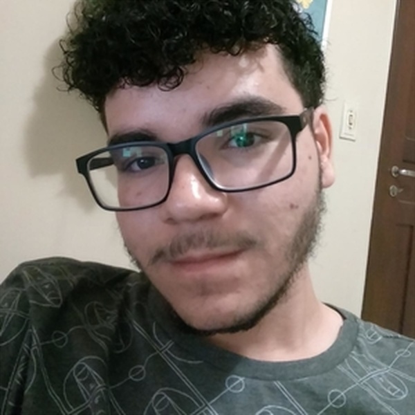 Isaac - Professor de Biologia - Neópolis