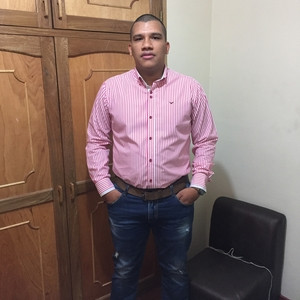 Carlos andres - profesor de estadística - Bello