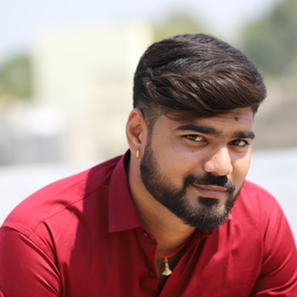 Er Nishant - Physics teacher - Mumbai