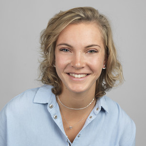 Léa - Prof de maths - Brest