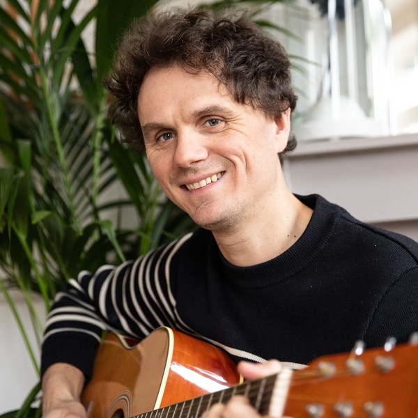 Tanguy - Prof de guitare - Saint-Ouen-sur-Seine