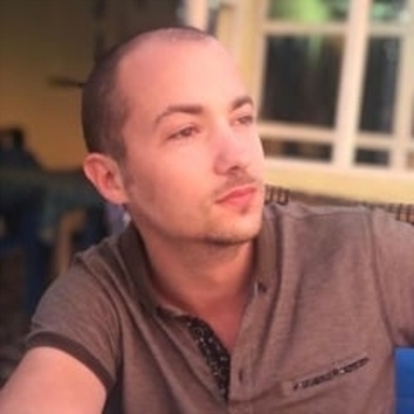 Frédéric - Prof de droit civil - Paris