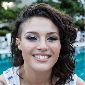 Maria Camila - Englischlehrerin - München