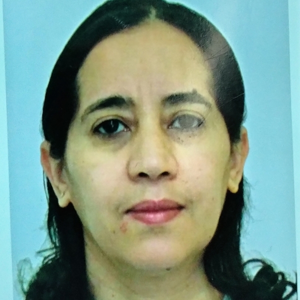 Zineb - Prof d'anglais britannique - Herblay