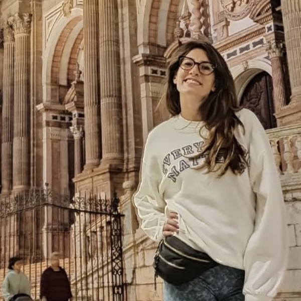 Eliana - Profesor de ayuda con la tarea - Granada