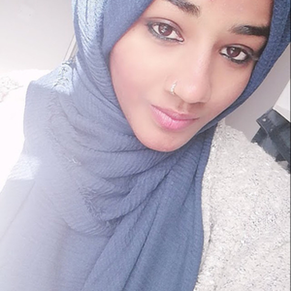 Aysha - Algebra tutor - Swansea