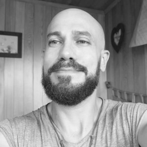 Michel - Professor de português para estrangeiros - Vila Guiomar