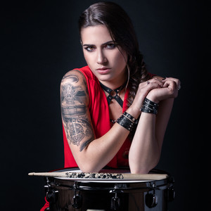 Julie - Prof de batterie - Belleville