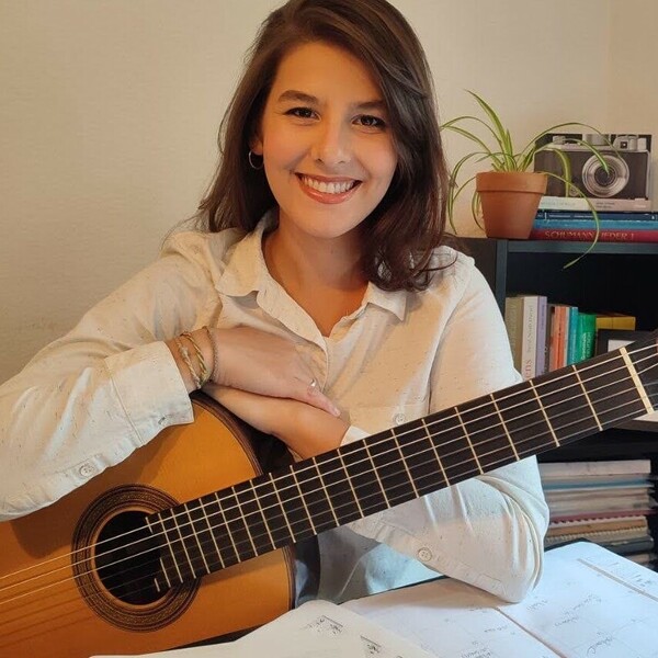 Giulia - Professor de canto - São Paulo