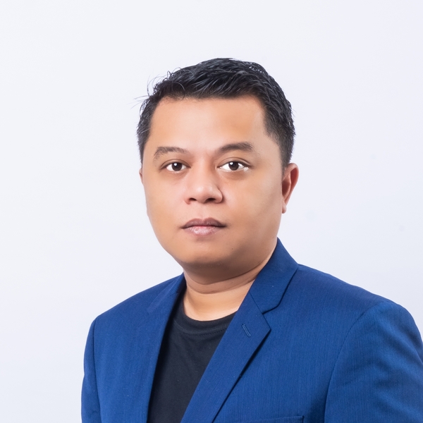 Risza - Guru microsoft excel - Tangerang Selatan