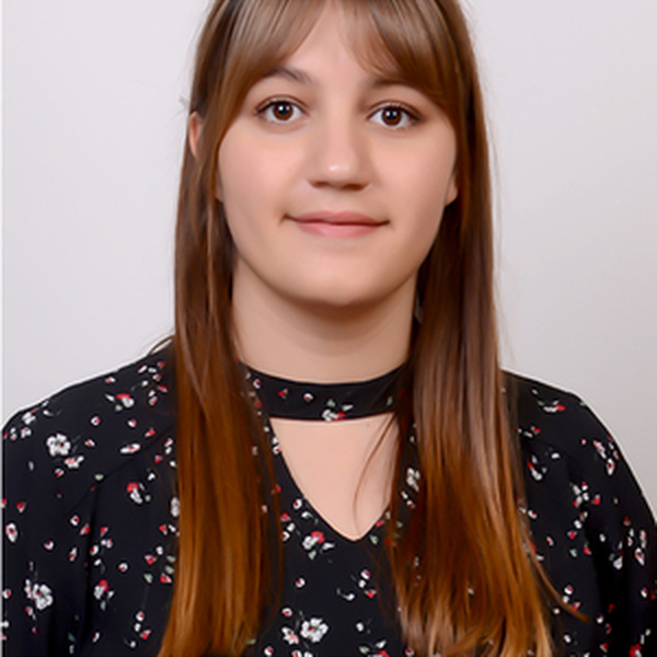 Betül - Matematik öğretmeni - Osmaniye