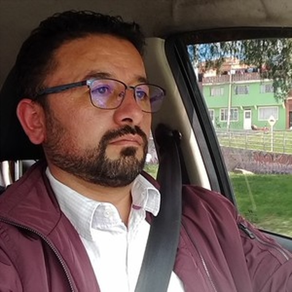 Felix Andres - Profe de filosofía - Bogotá