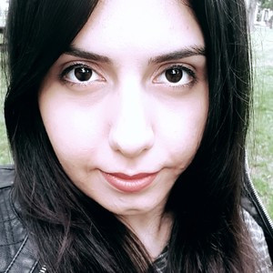 Elif - Tarih öğretmeni - İstanbul