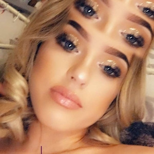 Phoebe - Make-up tutor - Bexley