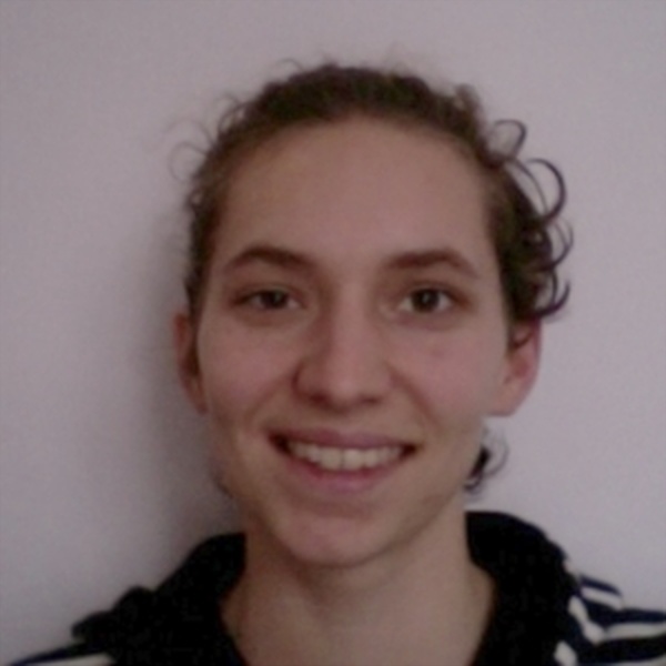 Lucie - Prof de portugais - Bazeilles