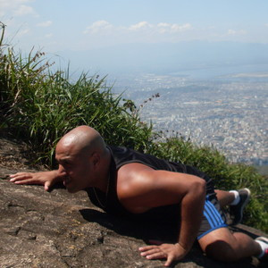 WALLACE - Prof de biologia - Rio de Janeiro